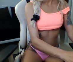 Yamira25's webcam