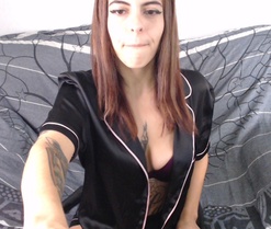 UrsulaHot's webcam