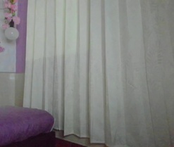 Elissa_rous's webcam
