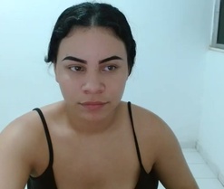 Clara_Millers's webcam