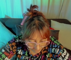 luna_sofia's webcam