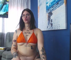 Daniela_salvaje's webcam