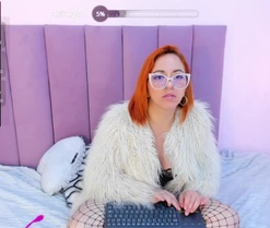 camila_reyes85's webcam