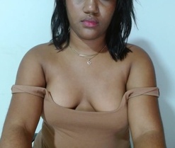 nasha_brown_8's webcam