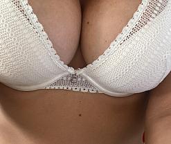Silvicachonda35's webcam