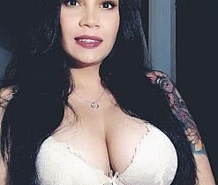 KeishaKaliente's webcam