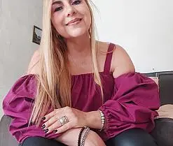 razzix, 48 years old, live