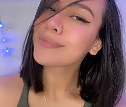 Lila gummy, streaming live right now