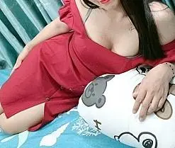 Sluttygirl30, broadcasting live right now