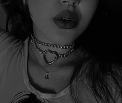 on line chat Violet Smilee