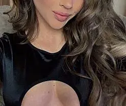 HeySiryy, ash blonde, streaming live