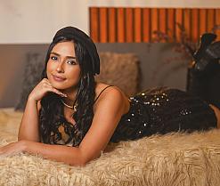 GahiaBelucci's webcam