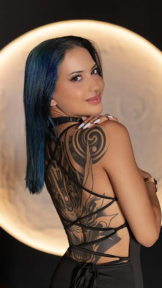 Photo of KayraLanne, live amateur cam model