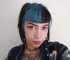 velvet_noir's webcam