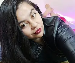 Celestehot, streaming live right now